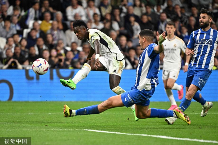 迫扩大经济 迫扩大经济